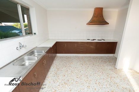 Property photo of 27 Chadford Street Macgregor QLD 4109