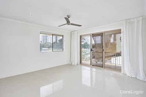 Property photo of 4/10 Cannes Avenue Surfers Paradise QLD 4217