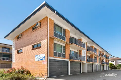 Property photo of 3/135 Mitchell Street North Ward QLD 4810