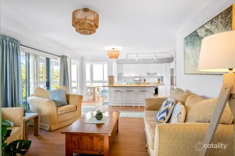 Property photo of 18 Beach Drive Killcare NSW 2257