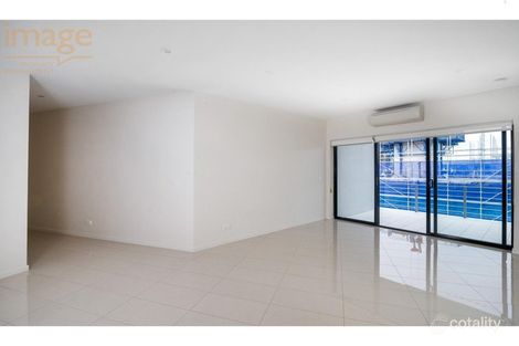 Property photo of 220/24 Wyatt Street Newstead QLD 4006