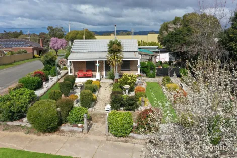 Property photo of 6 Moonlight Street Stawell VIC 3380