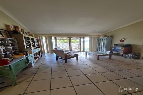 Property photo of 3 Crenton Court Heritage Park QLD 4118