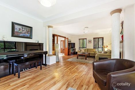 Property photo of 5 Bernard Court Arundel QLD 4214