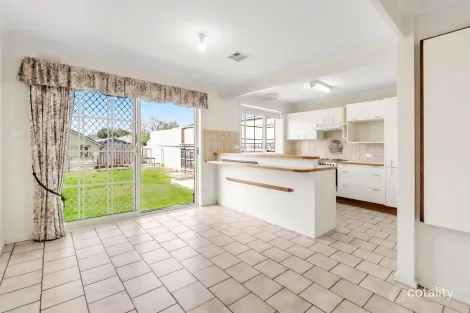 Property photo of 10 Epsom Road Corio VIC 3214