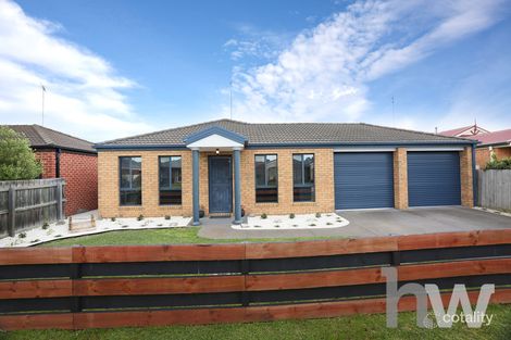 Property photo of 54 Meadenhall Drive St Albans Park VIC 3219