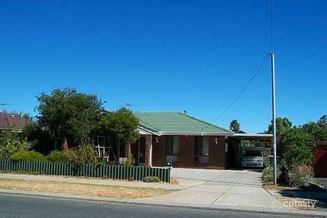 16 Seabrooke Ave, Rockingham, WA 6168