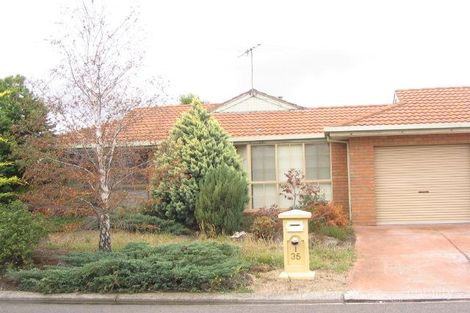 Property photo of 2/35 Roseberry Avenue Keilor Downs VIC 3038