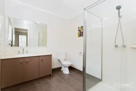 Property photo of 11 Grandiflora Grove Point Cook VIC 3030