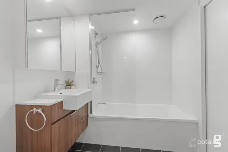 Property photo of 417/38 Helen Street Teneriffe QLD 4005