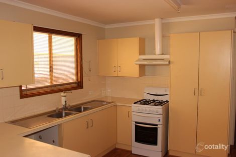 Property photo of 35 Pioneer Drive Roxby Downs SA 5725