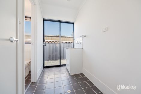 Property photo of 32 Batt Drive Brookdale WA 6112