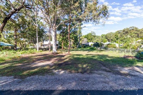 6 Noon-Muckle St, Macleay Island, QLD 4184
