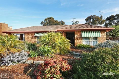 8 Glastonbury Dr, Highton, VIC 3216