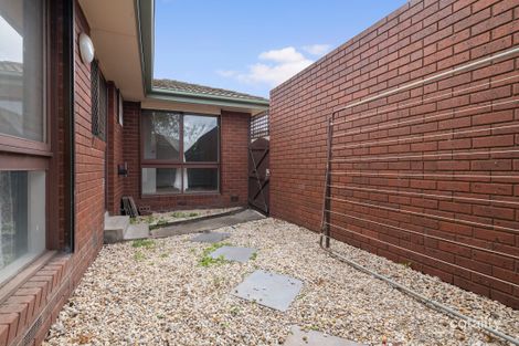 Property photo of 9/8 Symon Crescent Thomastown VIC 3074