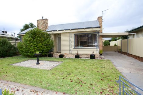 8 Sunnyside Ave, Horsham, VIC 3400
