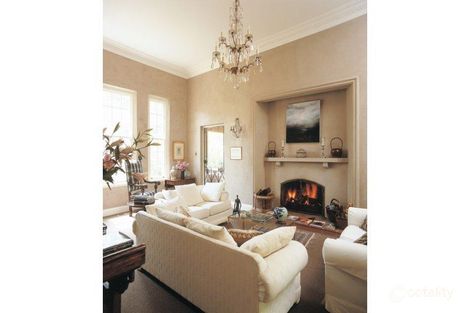 Property photo of 13-15 Greyleaves Avenue Burradoo NSW 2576