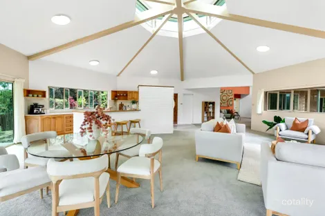 22 WILLIAMSON DR, KURANDA, QLD 4881