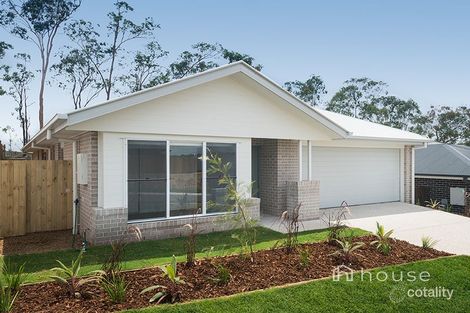 Property photo of 39 Callistemon Crescent Deebing Heights QLD 4306