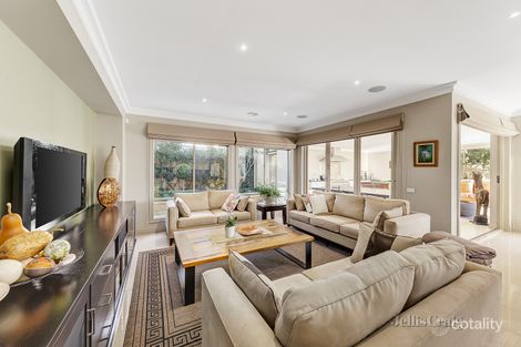 Property photo of 52 Elliott Avenue Balwyn VIC 3103