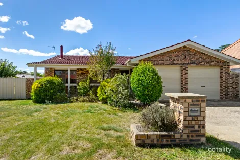 Property photo of 7 Macnamara Place Chisholm ACT 2905