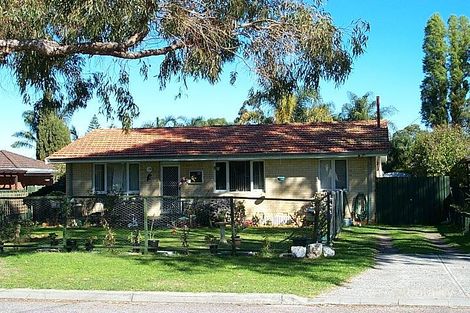 12 Osten Dr, Langford, WA 6147