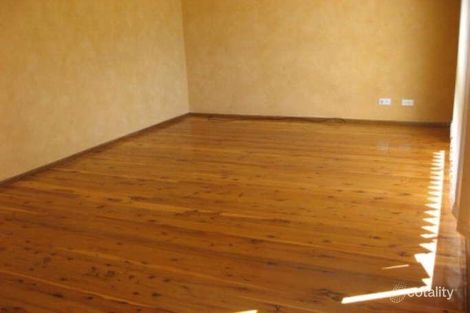 Property photo of 8 Stromeferry Crescent St Andrews NSW 2566