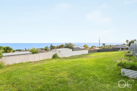 5 Wonggo St, Hallett Cove, SA 5158