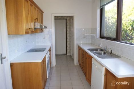 Property photo of 28 Townsend Street Glen Waverley VIC 3150
