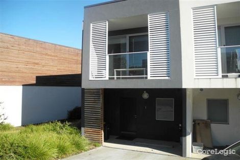 1 Poinsettia Ct, Bundoora, VIC 3083