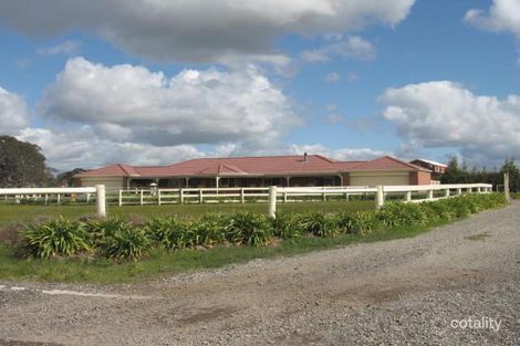 135 Forest Red Gum Dr, Mickleham, VIC 3064