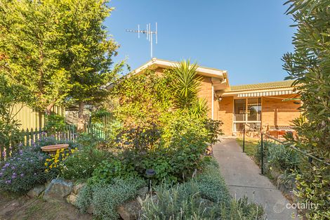 2/35 Bellchambers Cres, Banks, ACT 2906