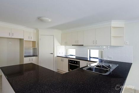 Property photo of 24 Pansy Street Wynnum QLD 4178