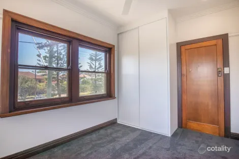 Property photo of 4/289-295 Darby Street Bar Beach NSW 2300