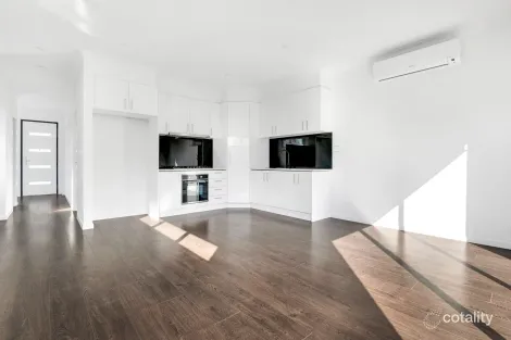 Property photo of 1/17 Positano Way Lalor VIC 3075