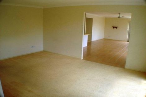 Property photo of 9 Leicester Court Kippa-Ring QLD 4021