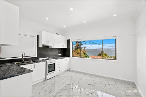 Property photo of 372 Northcliffe Drive Lake Heights NSW 2502