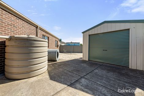 Property photo of 6 Giofches Crescent Tarneit VIC 3029