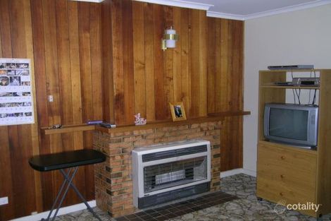 Property photo of 2/16 Kneebone Street Eaglehawk VIC 3556