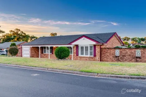 Property photo of 104 Emerald Drive Eagle Vale NSW 2558