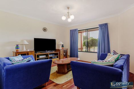 Property photo of 7 Tyneside Loop Meadow Springs WA 6210