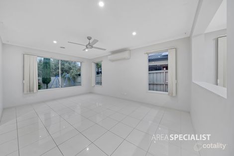 Property photo of 26 Melington Drive Lyndhurst VIC 3975