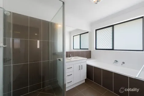 Property photo of 20 Darrau Avenue Yarrabilba QLD 4207