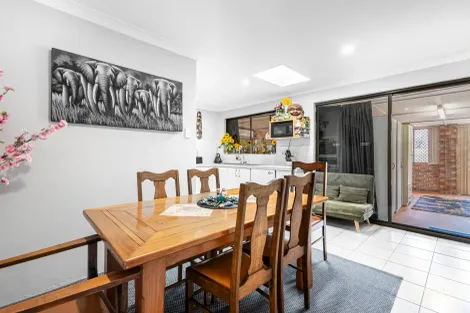 Property photo of 16 Pageant Loop Heathridge WA 6027