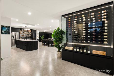 Property photo of 15 Alma Street Broadbeach Waters QLD 4218