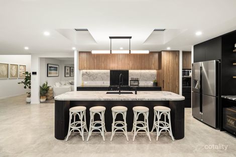 Property photo of 15 Alma Street Broadbeach Waters QLD 4218