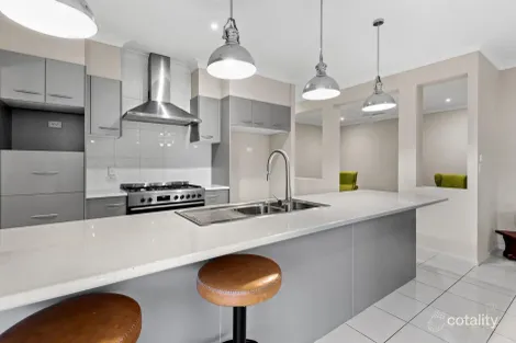 Property photo of 25 Westaway Crescent Bellbowrie QLD 4070