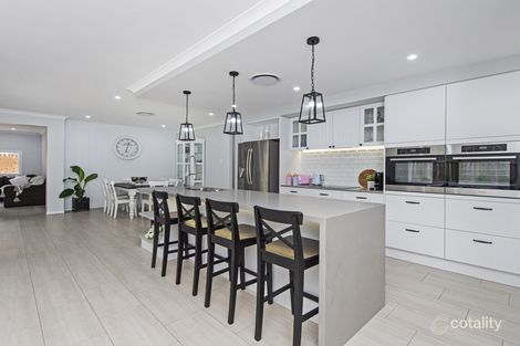 Property photo of 16 Dianella Crescent Maudsland QLD 4210