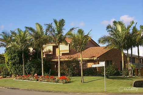 1 Dors Ct, Stafford Heights, QLD 4053