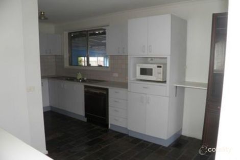 Property photo of 218 Sunshine Avenue Kealba VIC 3021